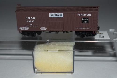 Carro de carga Roundhouse Burlington 40' escala N puerta única 40100 C51358 | Zustand: Used