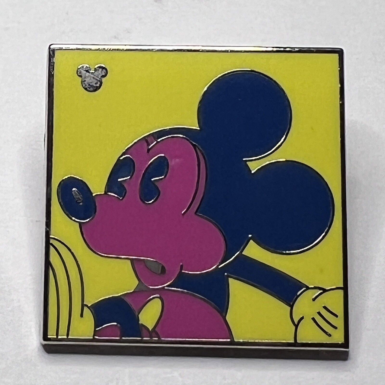 WDW 2010 Hidden Mickey Neon Pink Mickey Completer Pin