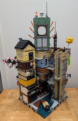 Lego Ninjago City 70620 The Lego Ninjago Movie 100% Complete Set