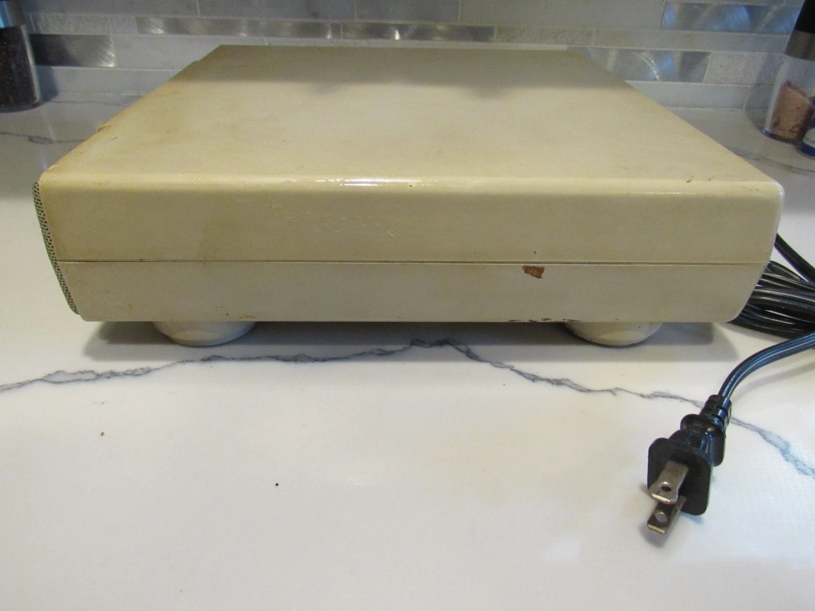 Vintage Tandy MMS-10 Computer Stereo Amp Speaker System/Powers up 1992 - product detail image 6