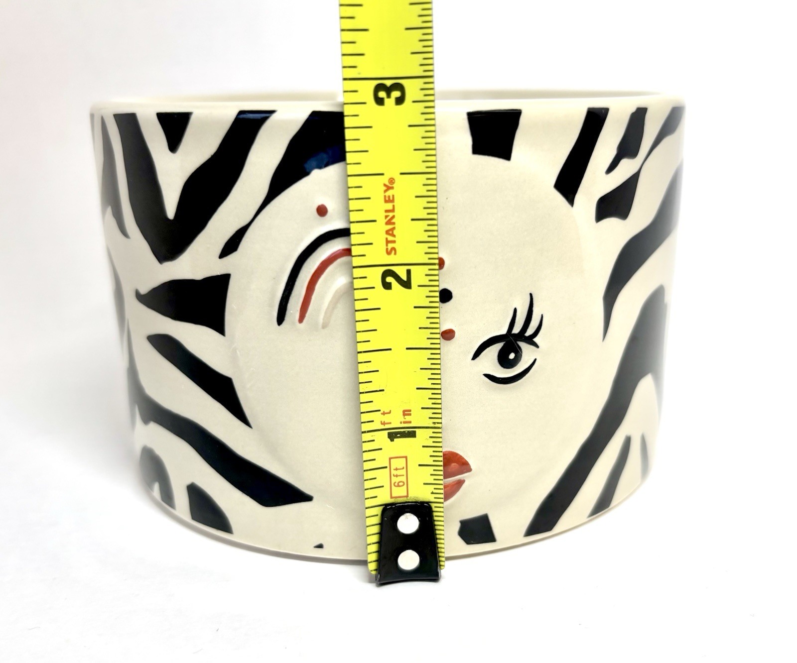 Unique Planter Bowl Dish Modern Retro Style Cermaic Face HD Design Outdoors