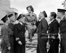 Richard Attenborough Wilfred Hyde White Trevor Howard Photo 8x10 Gift Horse 1952