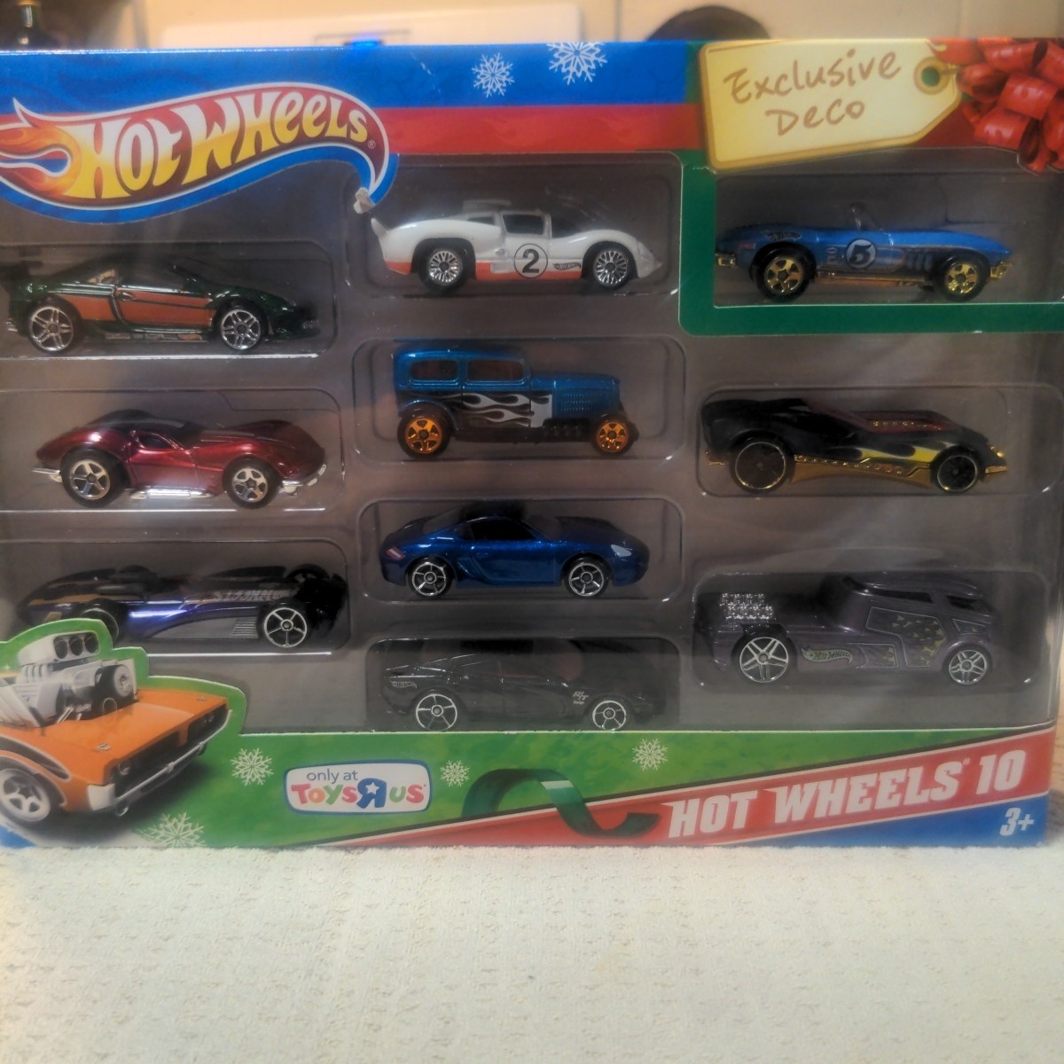 R Us Exclusive - Corvette Decoration W6254