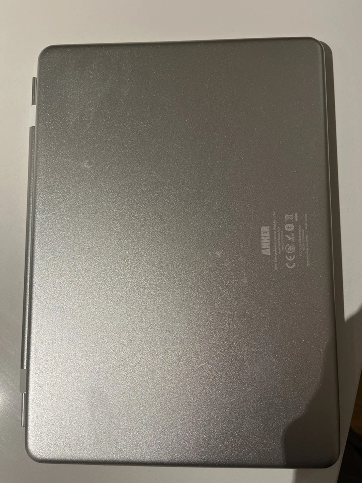Apple iPad Air (1st generation) · 32GB · Wi-Fi, Foto 1 von 4