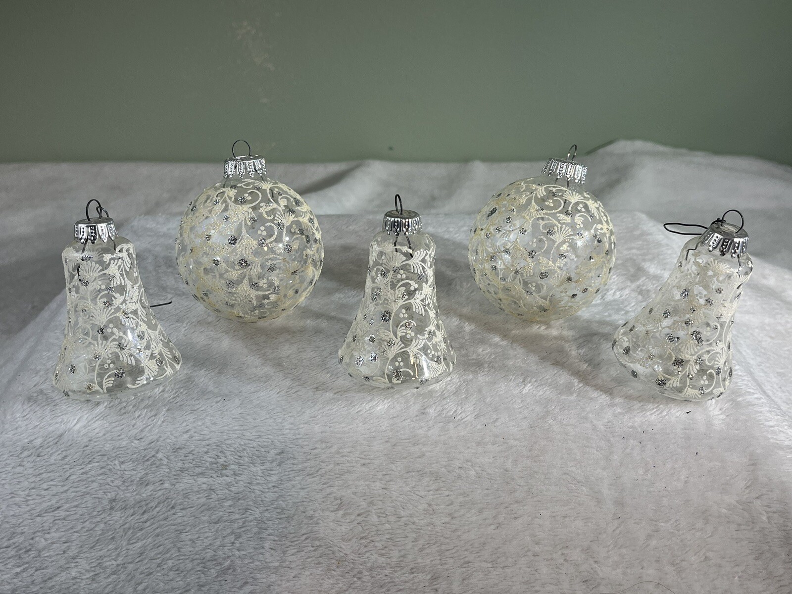 Picture 1 of 4
