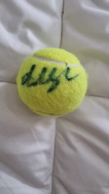 Balle De Tennis Signée Daniil Medvedev - Autographe Authentique Avec Certificat PMA
