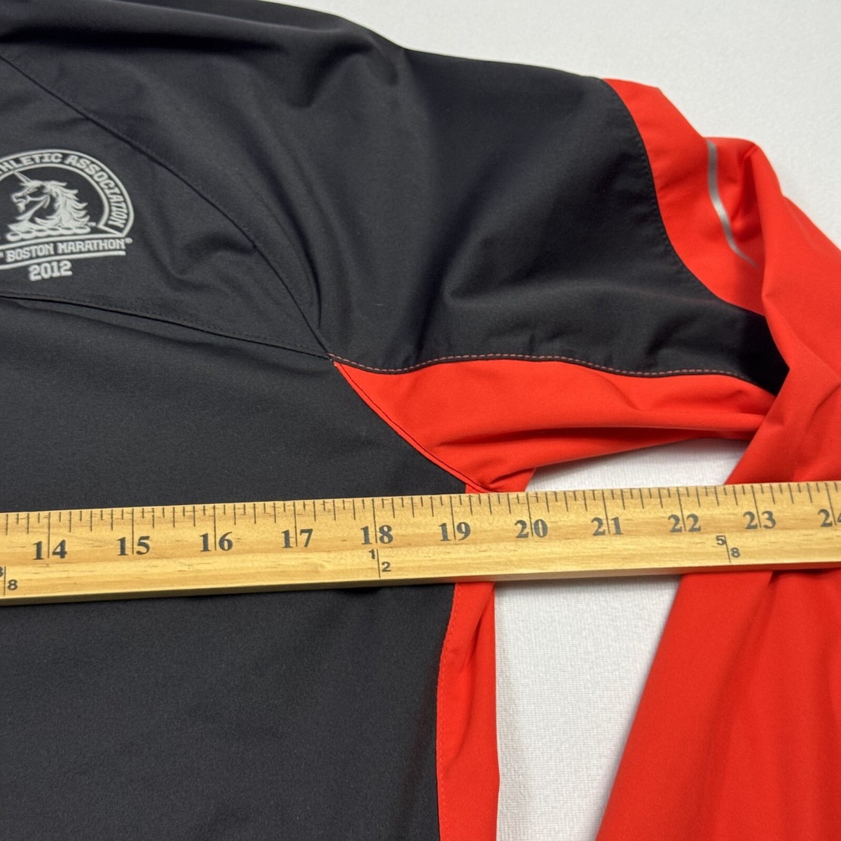 Adidas Boston Marathon 2012 Windbreaker Running Jacket Black Red