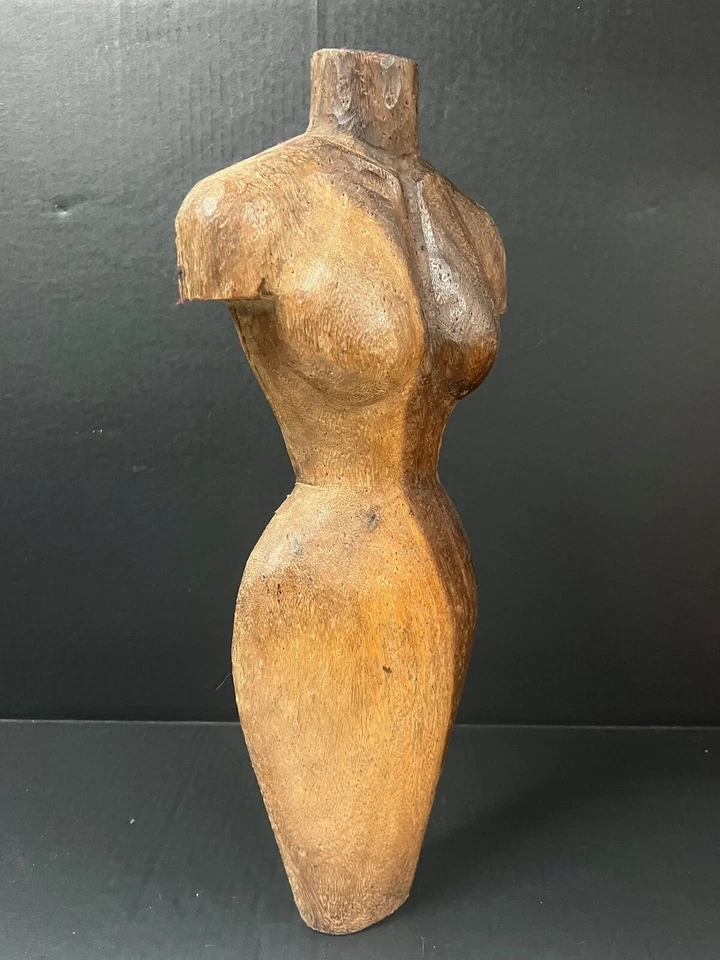 CARVED WOOD PAPER MACHE MOLD/SCULPTURE OF FEMALE MANNEQUIN PLAQUE #T904 - Image 4 of 4