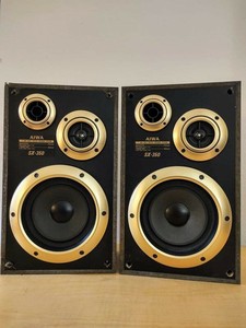 aiwa stereo speakers