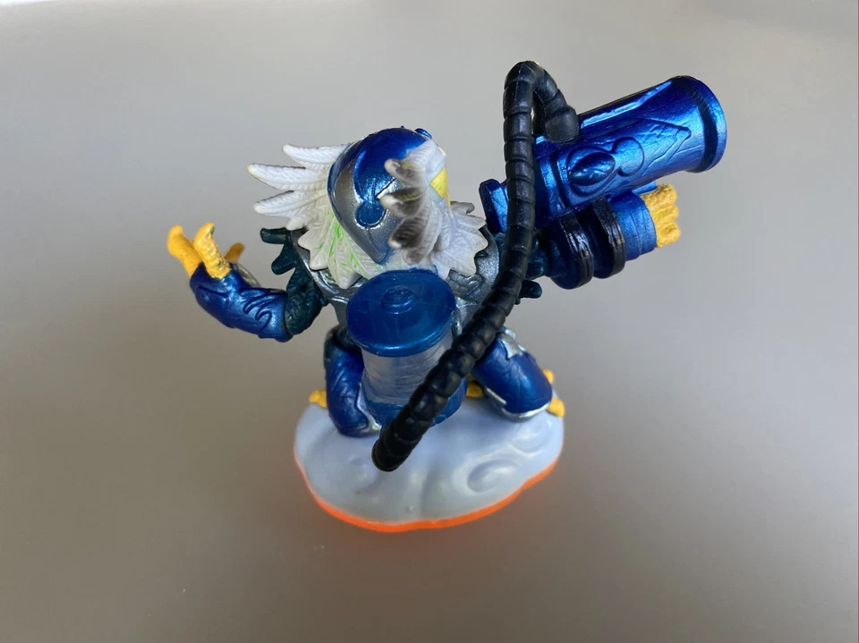 Skylanders Giants JET VAC Air Element Character Figure 🦅 - Image 3 of 4
