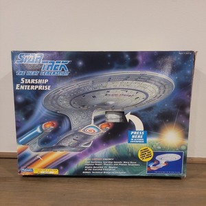 1992 Playmates #6102 Star Trek The Next Generation Starship Enterprise NEW NIB