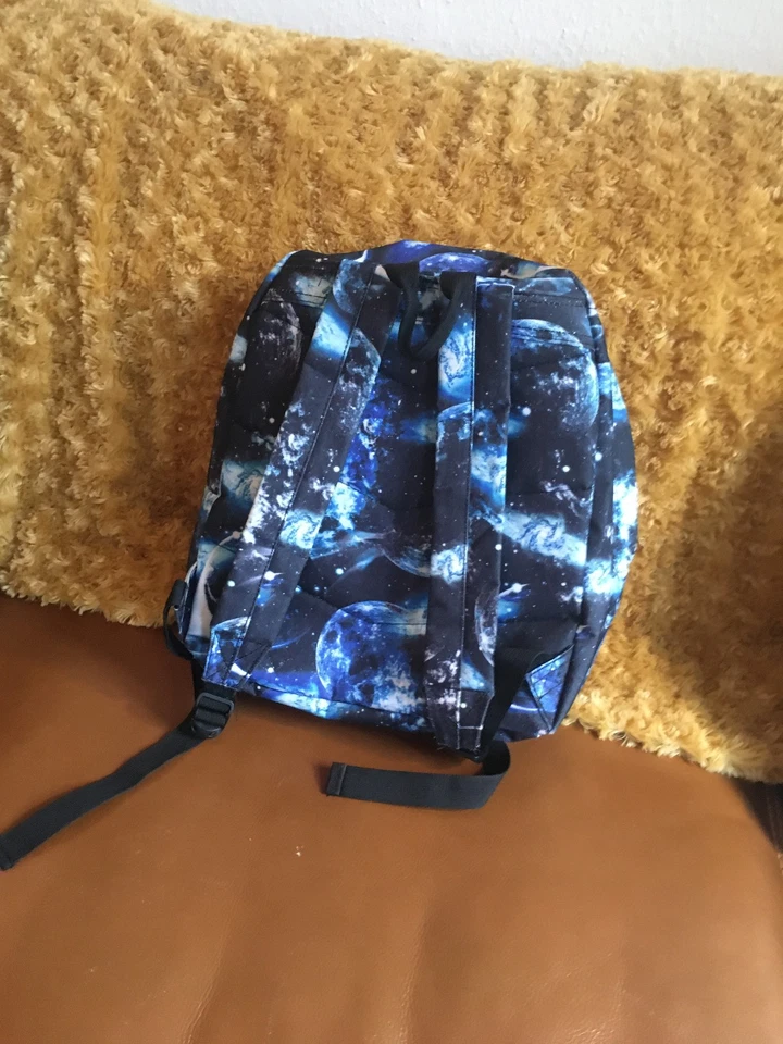 Hype Rucksack mit Galaxy-Design - Bild 3 von 4