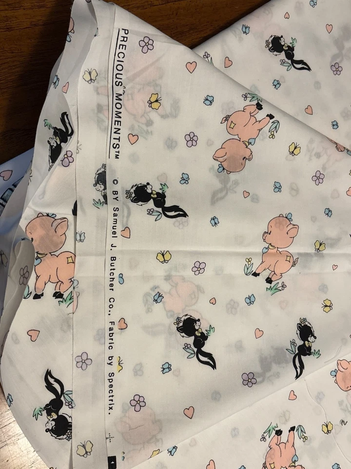 Tela Precious Moments 44" X 72" Skunk & Pig de Samuel J. Butcher Co. Foto 3 de 4