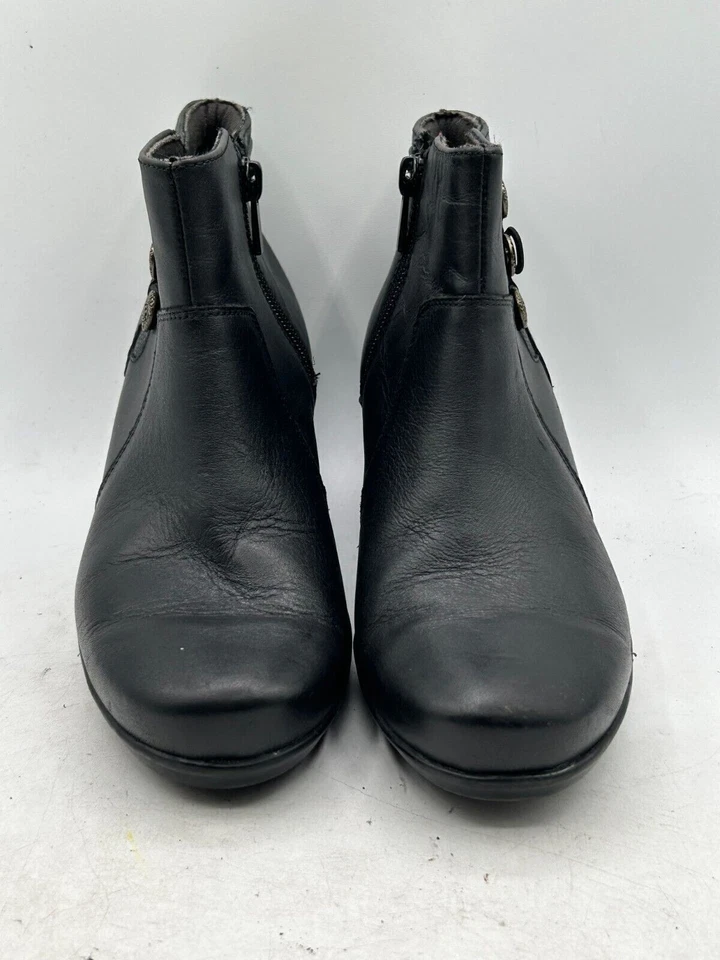 Clarks Emslie Monet Ankal Boot Women Sz 6.5 Black Leather Side Zip Block Heel - Image 2 of 4