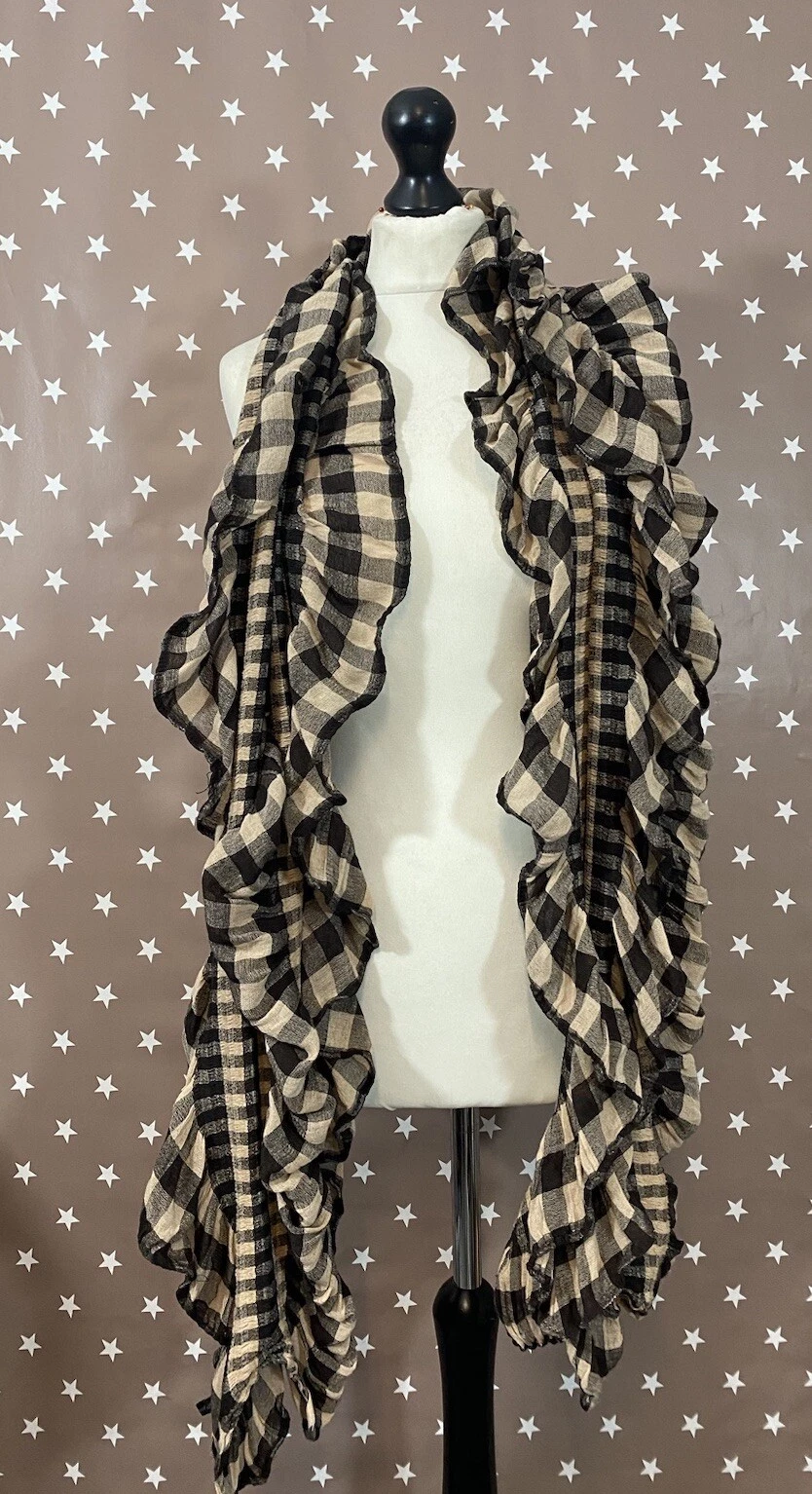 Gorgeous Frilly Knitted Checkered Scarf Pashmina