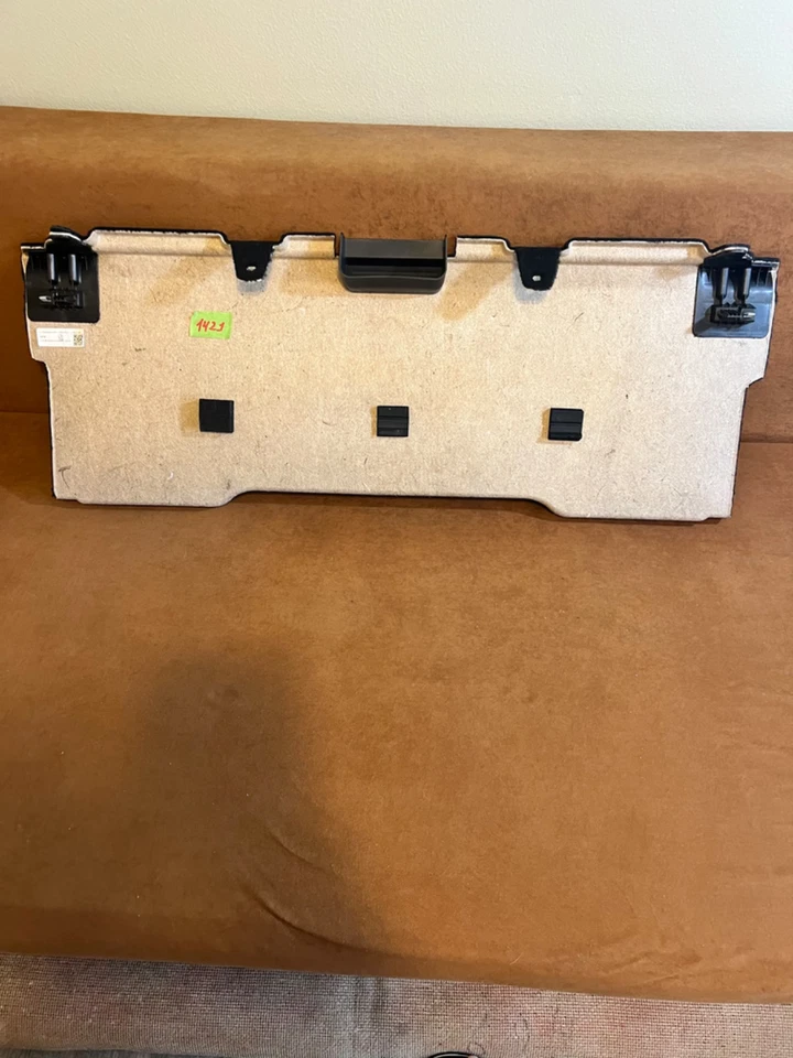 Tesla Model X 2016 accesorios: cubierta de suelo de maletero Foto 2 de 4