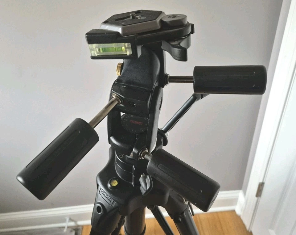 Calumet CK7800 Black Aluminum 3 Section Tripod Legs - Image 4 of 4