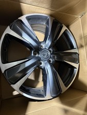 Lexus 18-inch Oem Alloy Wheels Only - Amazing Condition- Set 4 Lexus 18-inch Oem Alloy Wheels Only - Amazing Condition- Set 4