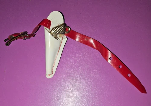 VINTAGE BARBIE'S CLONE SIZE ACTION FIGURE GUN CHARM AND HOLSTER