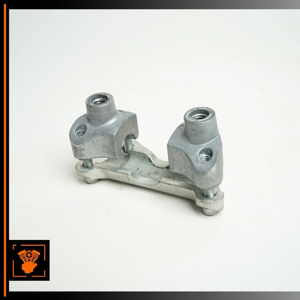 Harley Electra Glide 2010 abrazadera de manillar con elevador 56151-88B OEM Foto 3 de 4