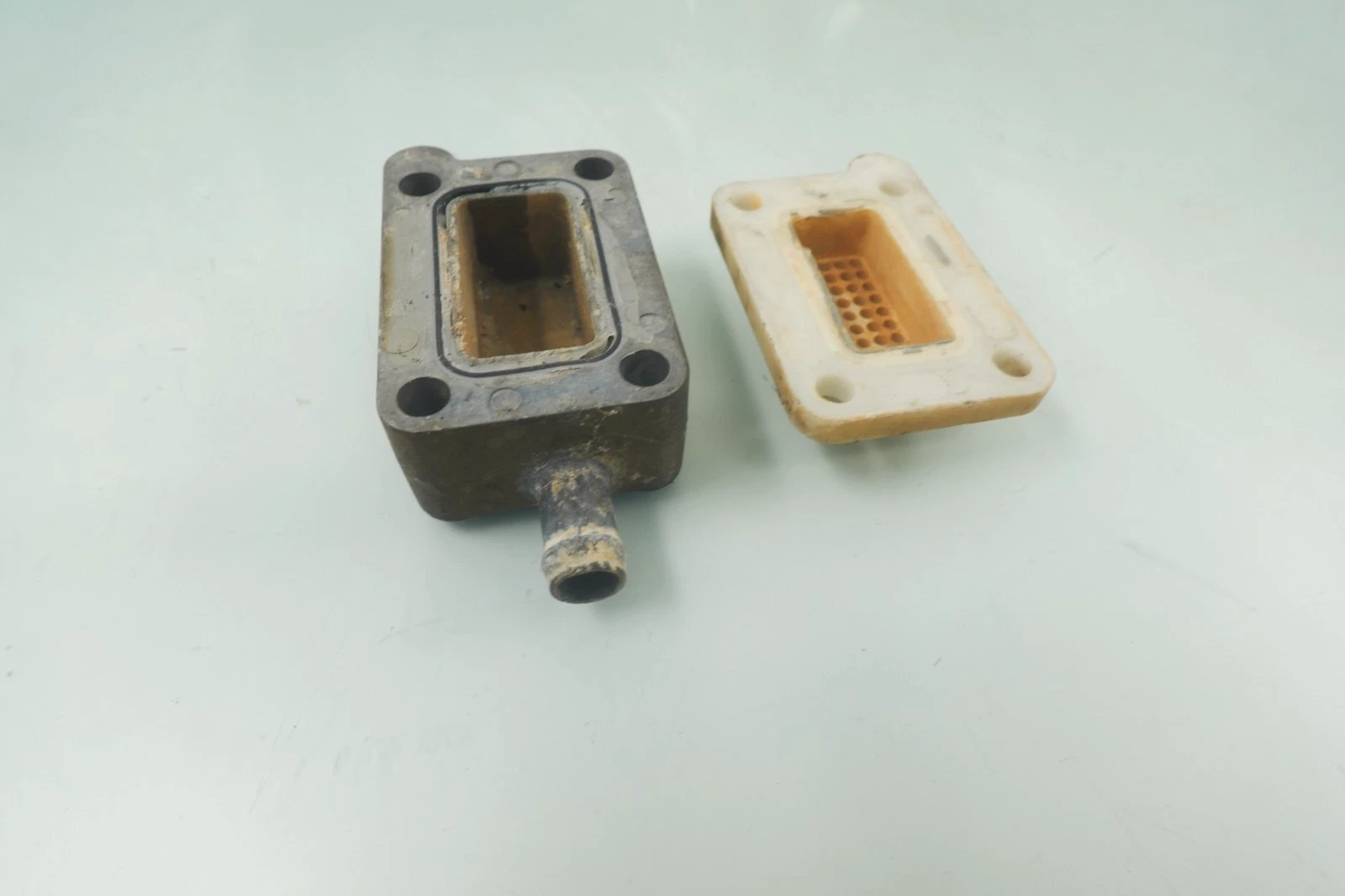 1998-2000 Yamaha GP800 OEM Water Inlet Cover & Filter Assembly 66E-45214-00-94