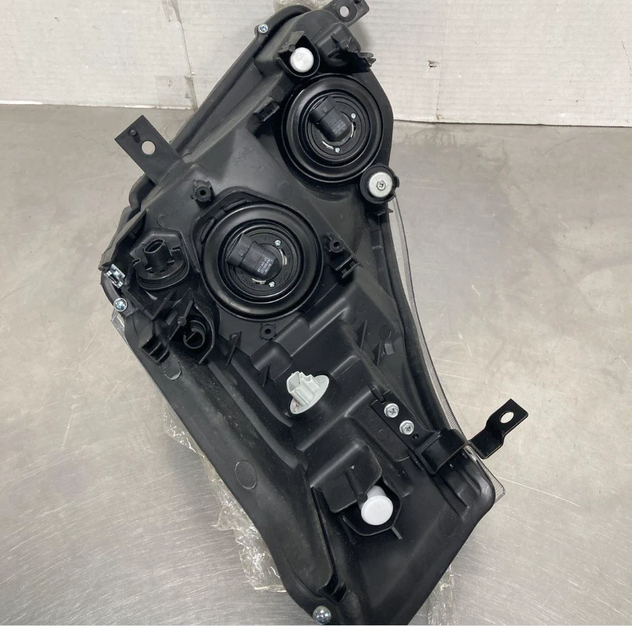 Farol de substituição lateral de passageiro Eagle Eyes DS617-B101R para Nissan Quest NOVO - Imagem 3 de 4