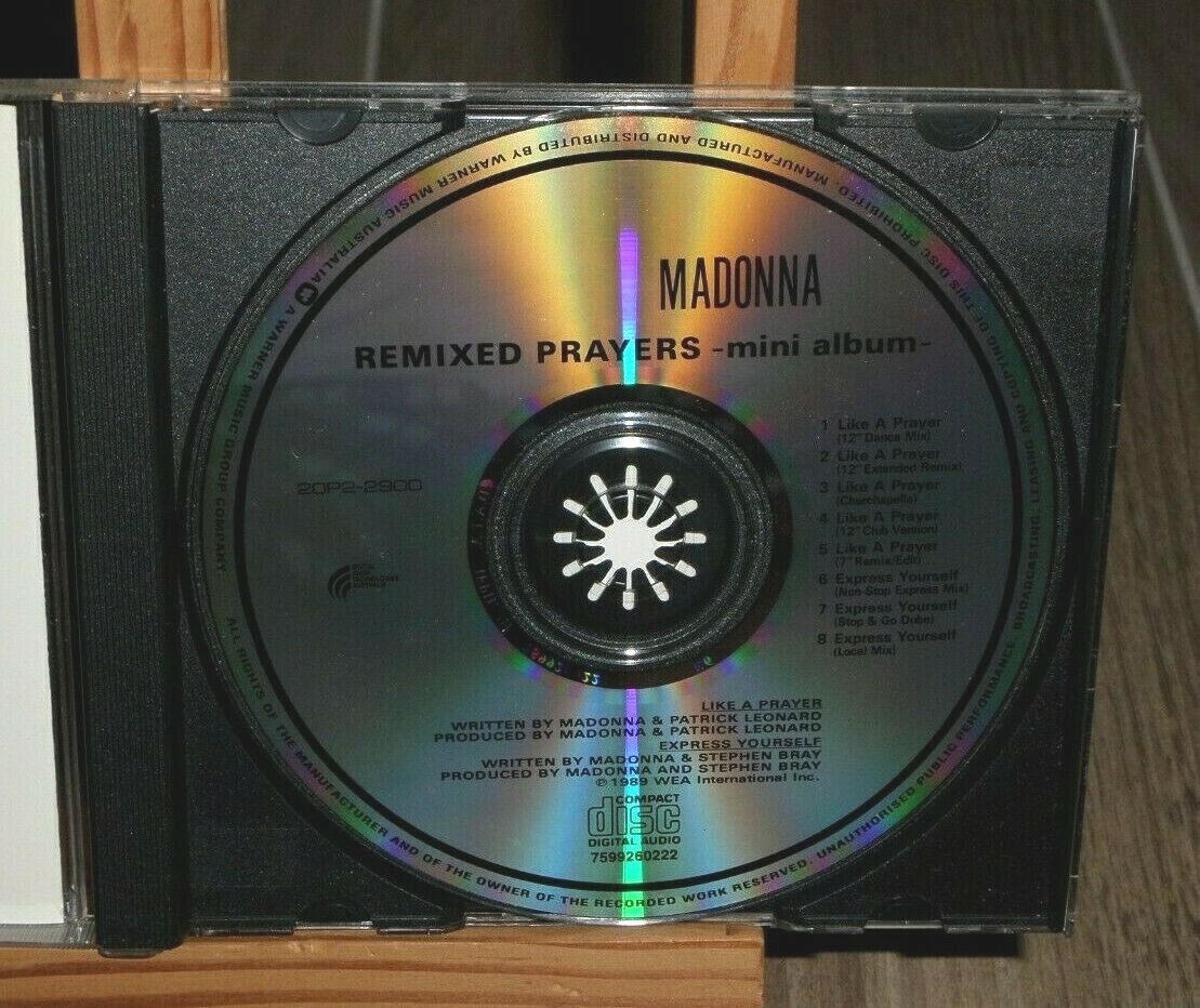 マドンナ　　Remixed Prayers Ep Amazon.com: Remixed Prayers EP: CDs & Vinyl