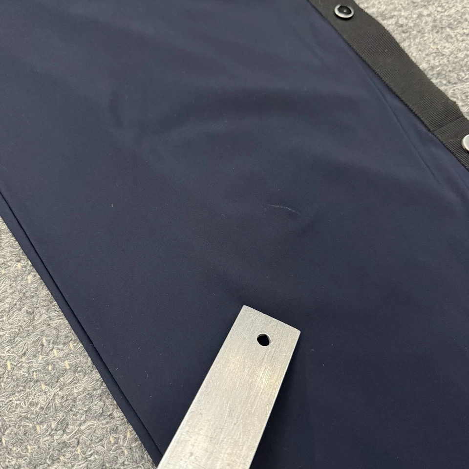 Pantalones de viaje Athleta In A Snap para mujer medianos azul marino baloncesto a presión Foto 4 de 4