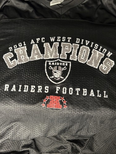 VTG Oakland Raiders Charles Woodson 2001 AFC Western Division Champions Jersey - Picture 6 of 6