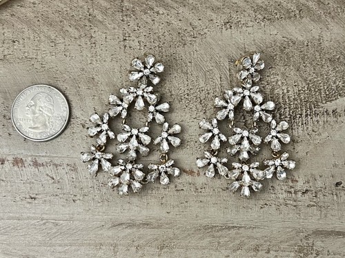 J Crew Signed Clear Crystal Floral Flower Chandelier Drop Statement Earrings💐 - Picture 4 of 9
