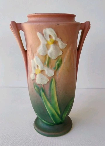 ROSEVILLE ART POTTERY PINK IRIS ART DECO VASE #919-7