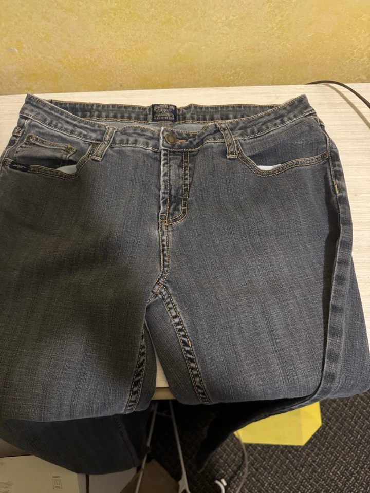 Cowgirl Up Don't Fence Me In Boot Jean Women's Size 12/32 Blue Low Rise 5-Pocket - Image 4 of 4