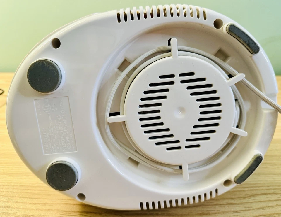 Cuisinart Custom Prep 11 DLC-2011 Food Processor Motor Base Only Works White - Image 4 of 4