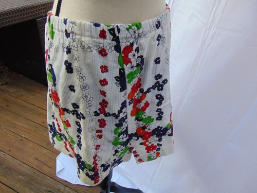 Vintage Point of View Size 14 Floral pattern skirt with belt 16" long red blue - Picture 7 of 7