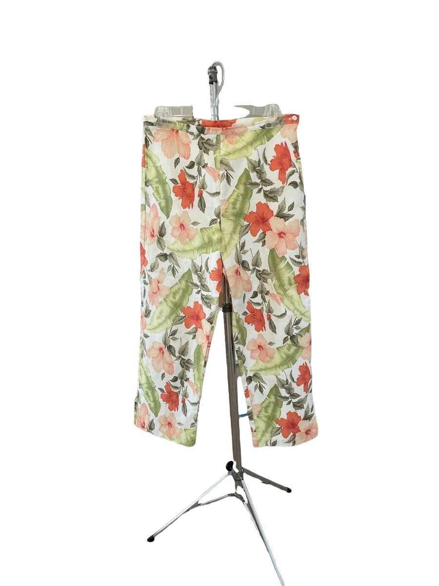 Flowered capri shop pants
