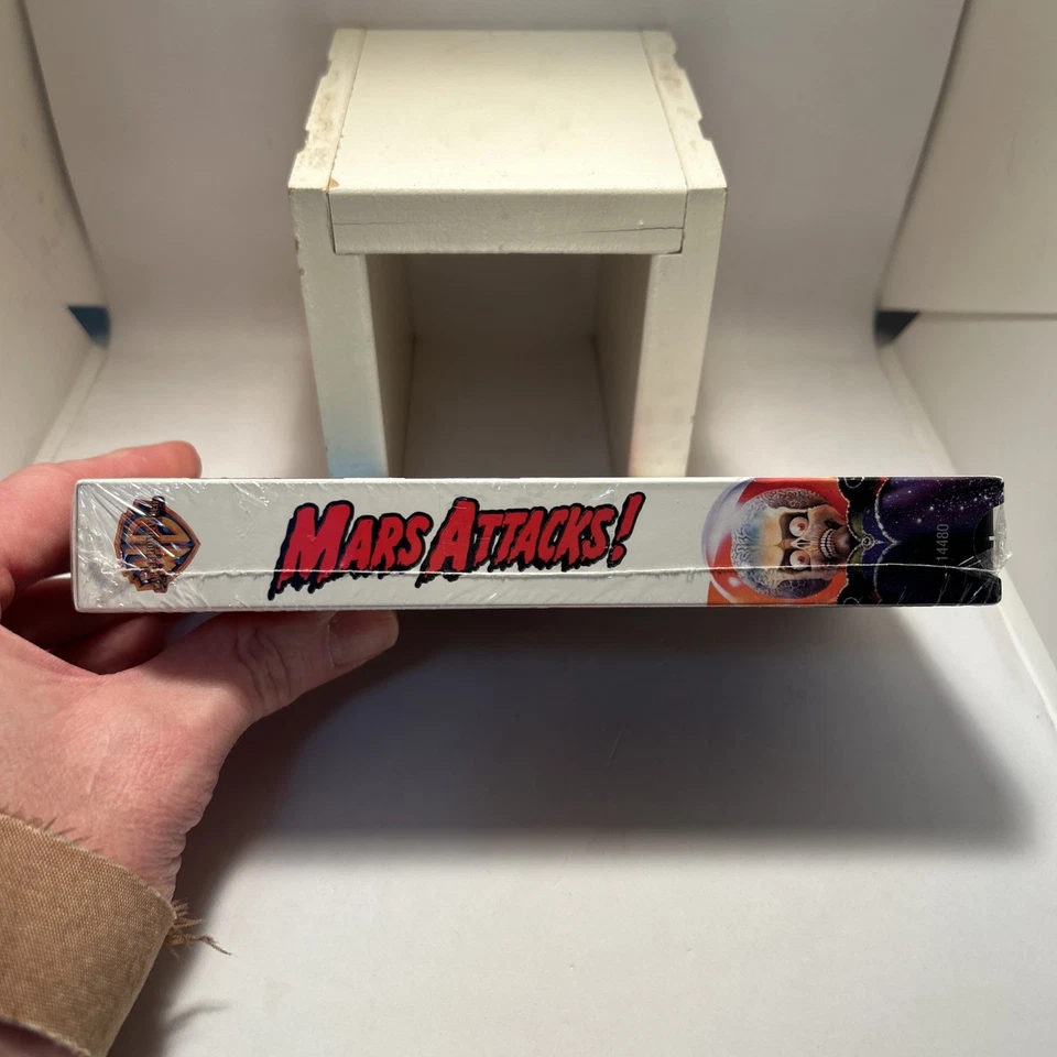 Mars Attacks! (VHS, 1997 Release) NEW FACTORY SEALED Watermarks Tim Burton! - Image 4 of 4