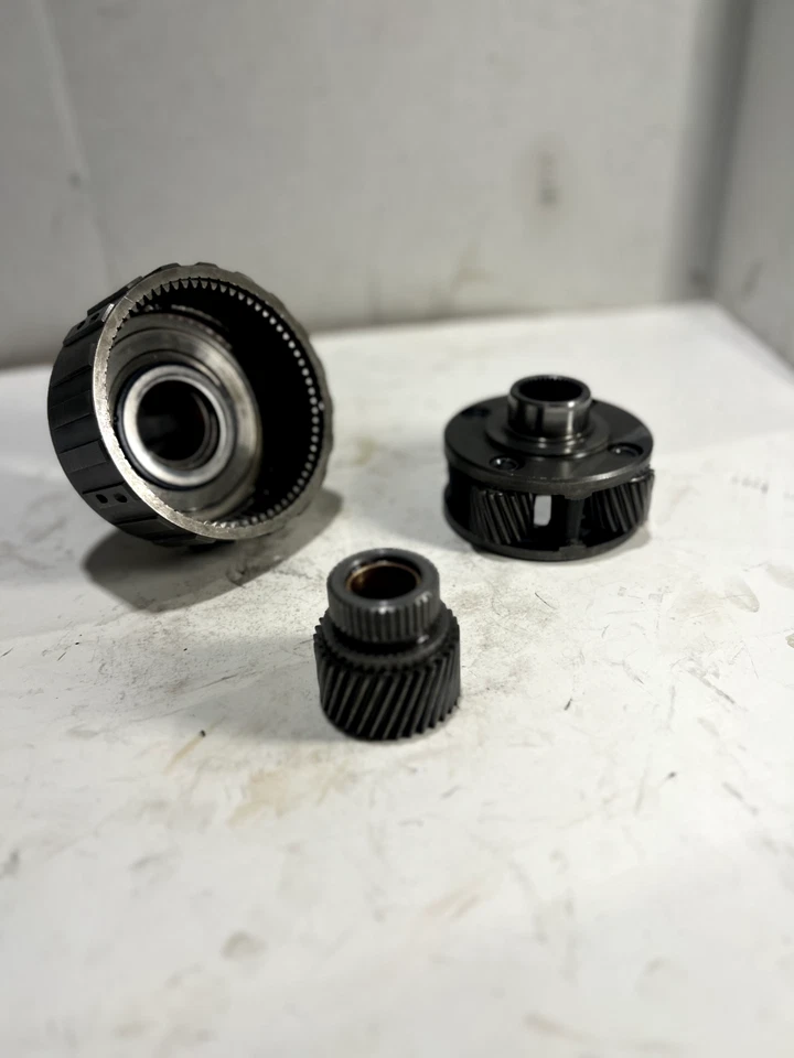 1987-1992 700R4 K TRANSMISSION FRONT FORWARD PLANETARY USED (1990) - Image 2 of 4