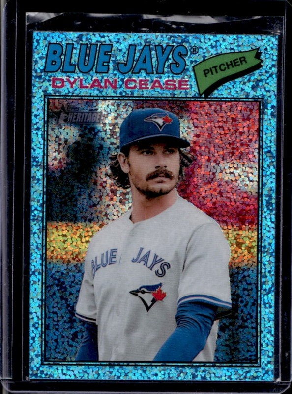 2026 Topps Heritage Dylan Cease Chrome Light Blue Sparkle Refractor #260 Jays