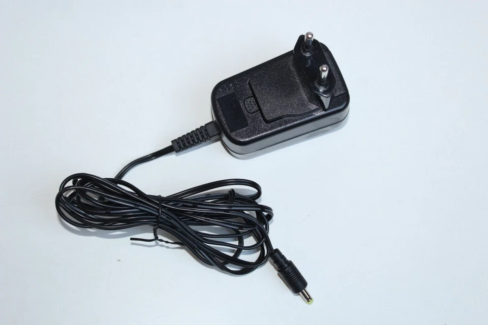 Dock de charge, Station d' acceuil pour console Neo Geo X Gold + câbles . - Photo 3/4