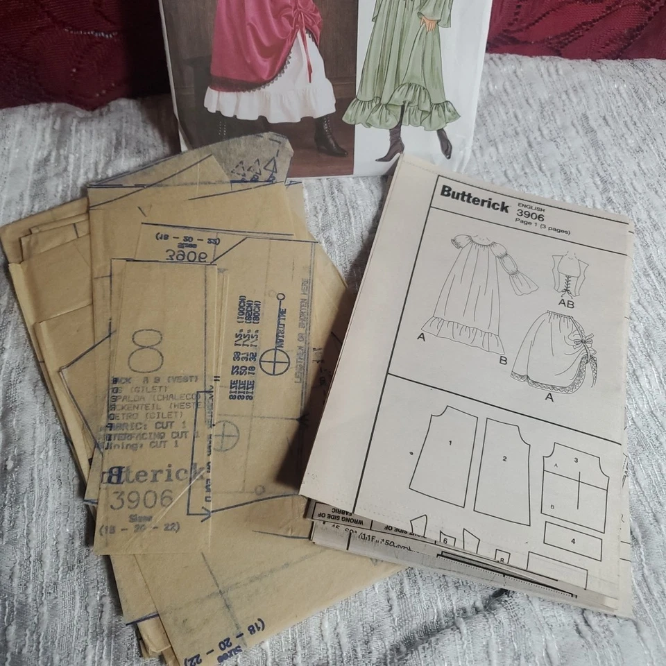 Disfraz Butterick Costura Patrón 3906 Talla 18-22 Misses Usado - Hada, Ángel, Bruja Foto 2 de 4