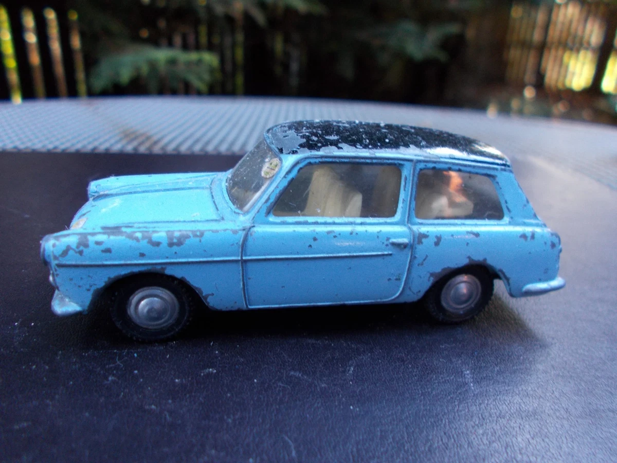 Tri-ang Spot-On Austin Vintage Manufacture Diecast Cars, Trucks