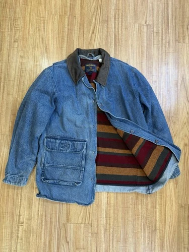 Vintage Woolrich Denim Chore Coat Blanket Lined Mens Size Large video thumbnail