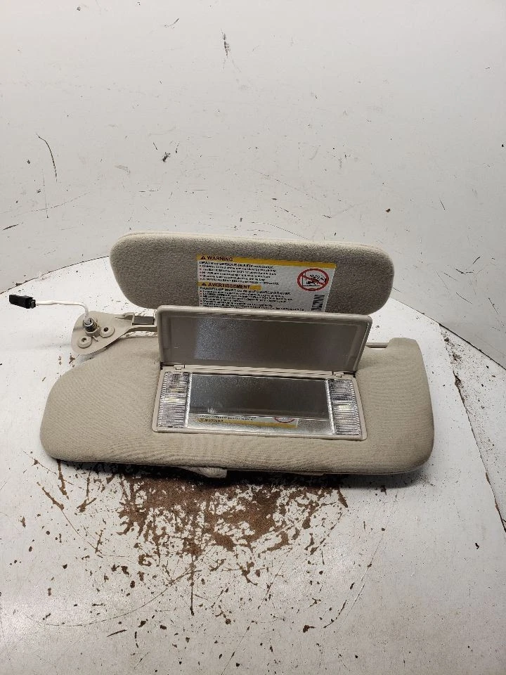 Driver Sun Visor Dual Visors Auxiliary Fits 00-05 PARK AVENUE 1363871 - Image 2 of 4