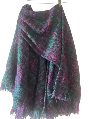 Boyne Valley Weavers Womens One Size Green Wool Knit Fringe Poncho Cape Ireland - Picture 2 of 7