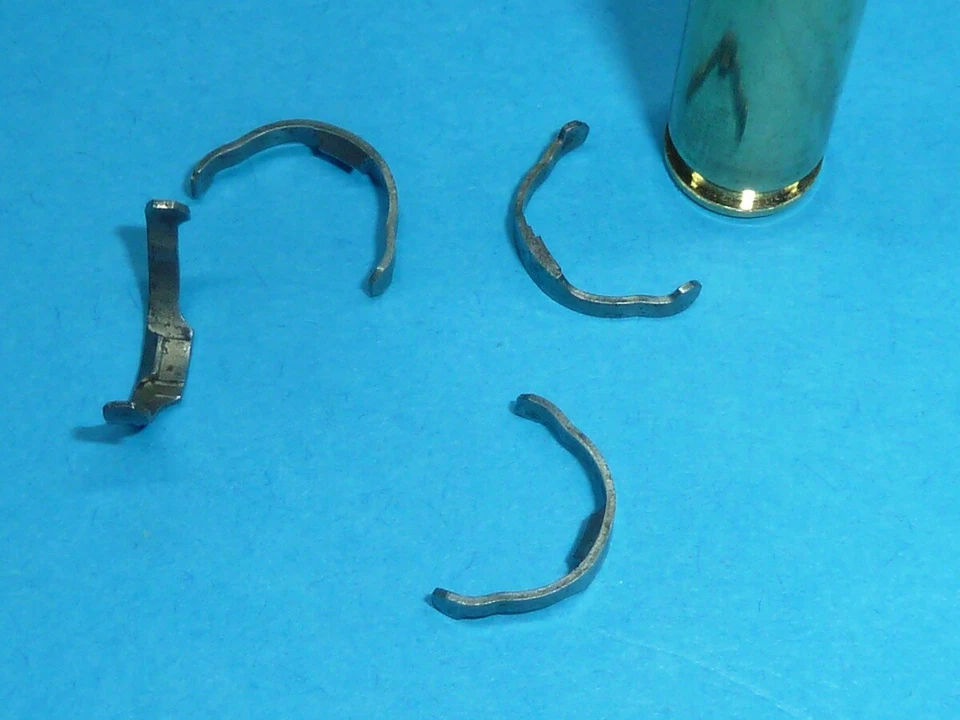 1 (one) NEW Remington 7 or 700 rivetless snap in extractor 223 Rem. bolt face - Image 4 of 4