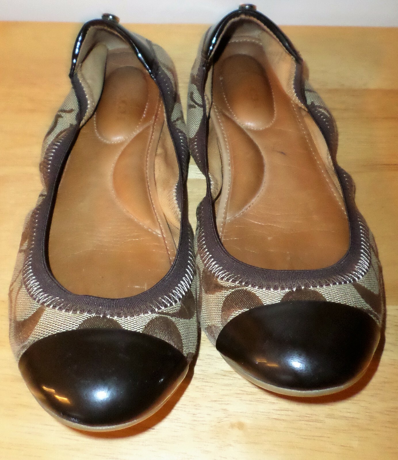 COACH Ballet Flats Signature Brown Cap Toes Beige Siz… Gem