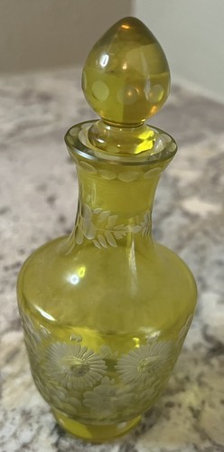 Czech Republic Glass Bor Yellow Cut to Clear Perfume Bottle Daisy Crystal VTG - Picture 6 of 12