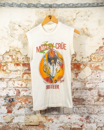 Vintage Motley Crue Shout At The Devil Tour Muscle Tee 1980s vintage concert t-shirt, vintage, single stitch, B+ condition