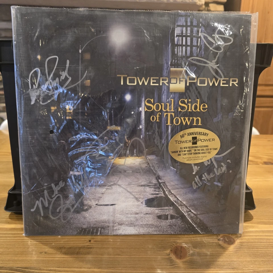*SIGNED* Tower Of Power - Soul Side of Town (2018) 2 LP Vinyl w/ Extras EX/EX - Image 3 of 4