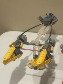 LEGO Star Wars: Anakin Skywalker and Sebulba's Podracers (7962)